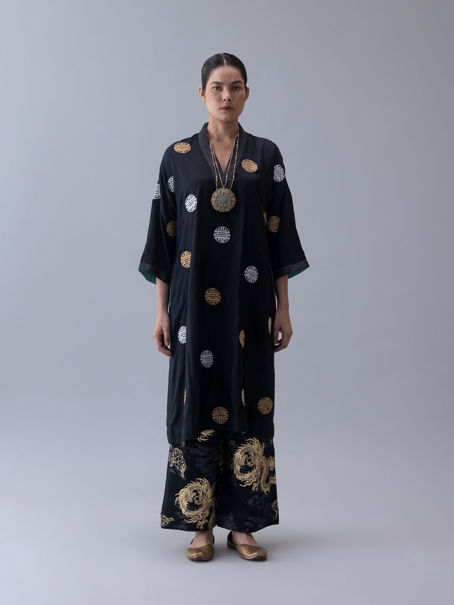 Daido Black Kaftan
