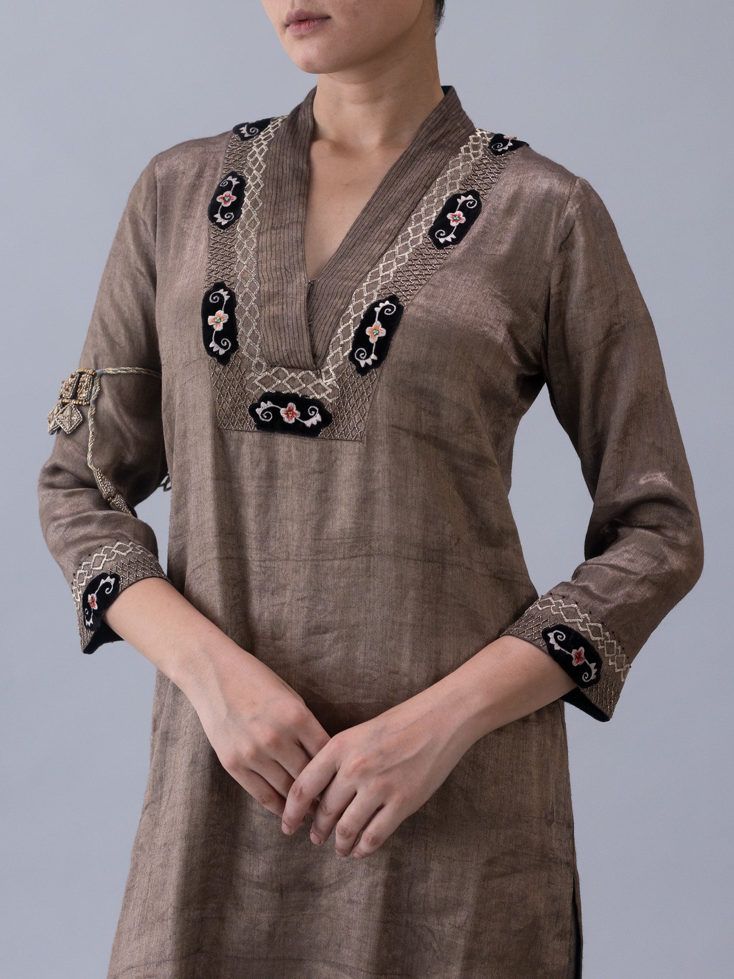 Gyatso Metallic Kurta