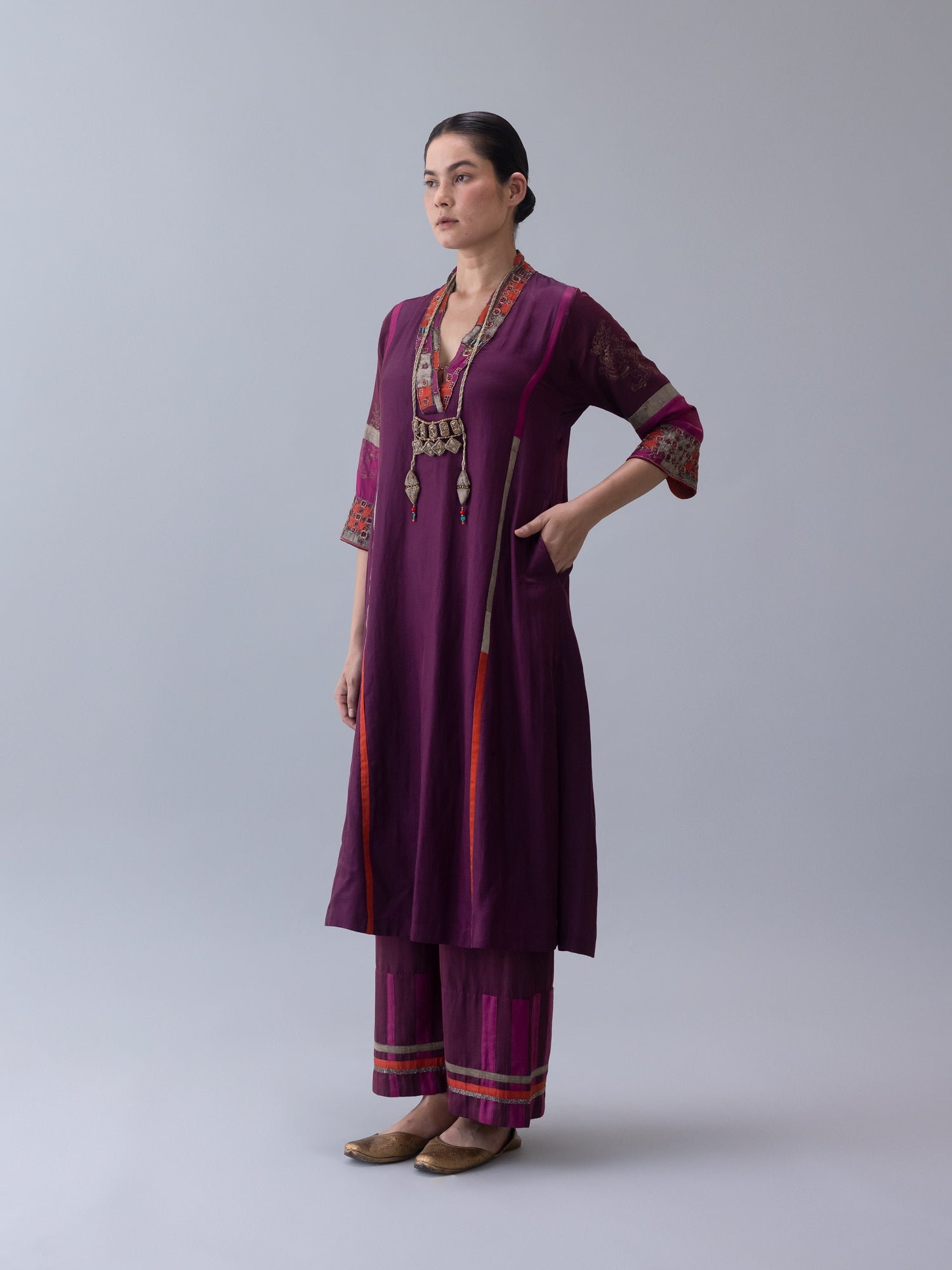 Utsang Wine Kurta