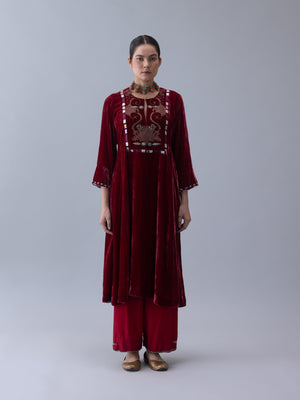 Varja Kurta
