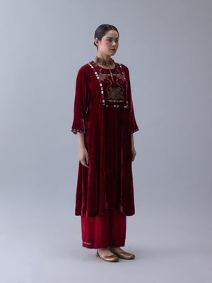 Varja Kurta