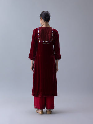 Varja Kurta