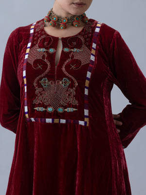 Varja Kurta