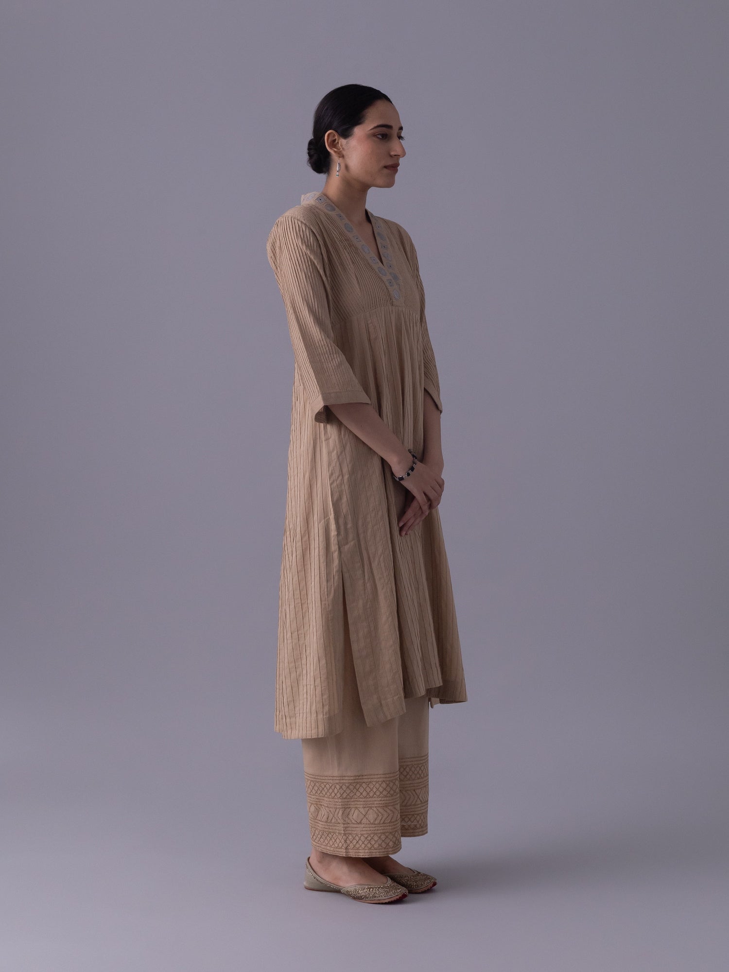 Riwaayat  Stone Kurta