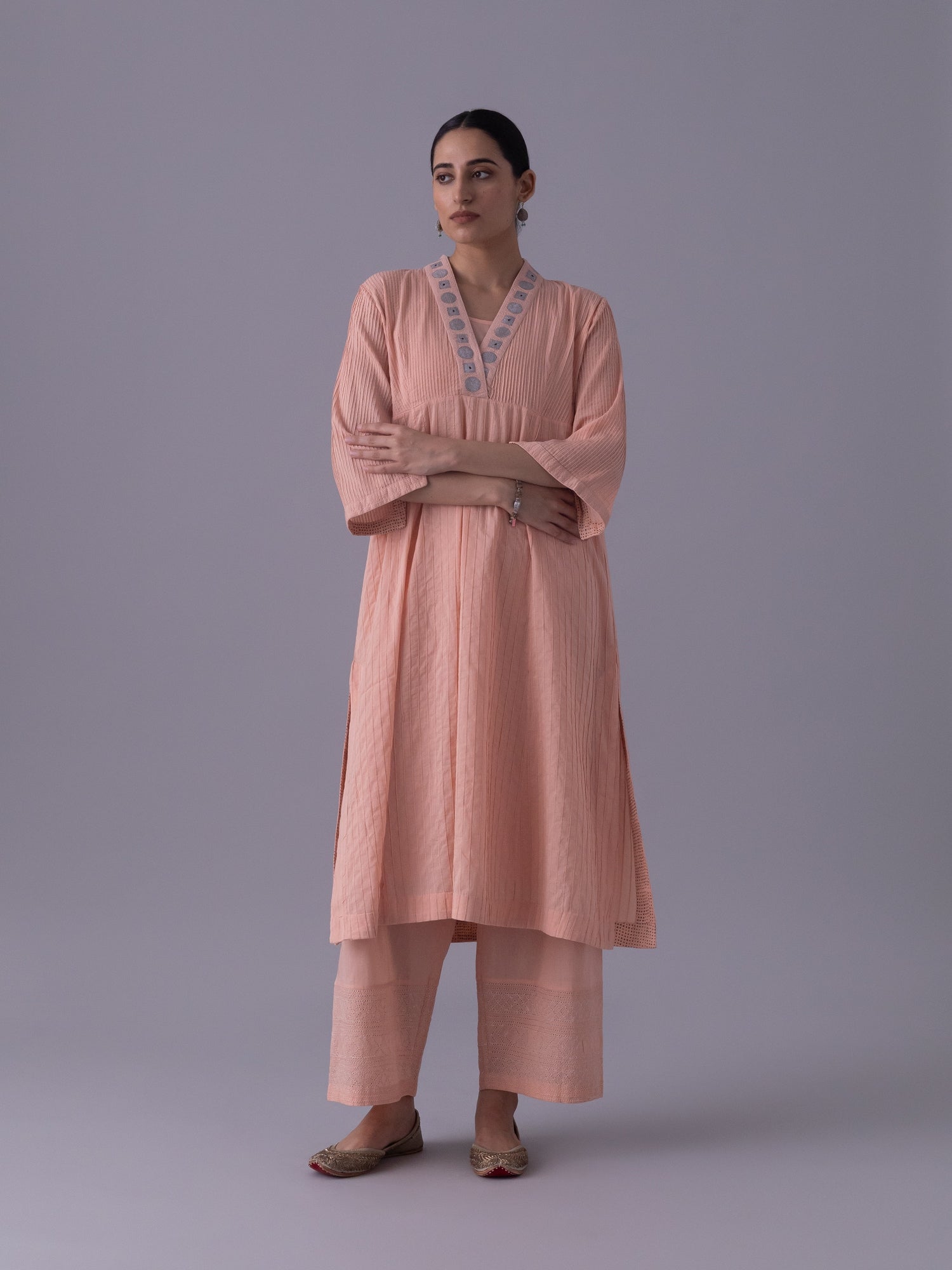 Riwaayat  Nude Kurta