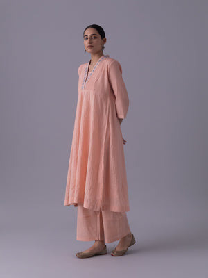 Riwaayat  Nude Kurta