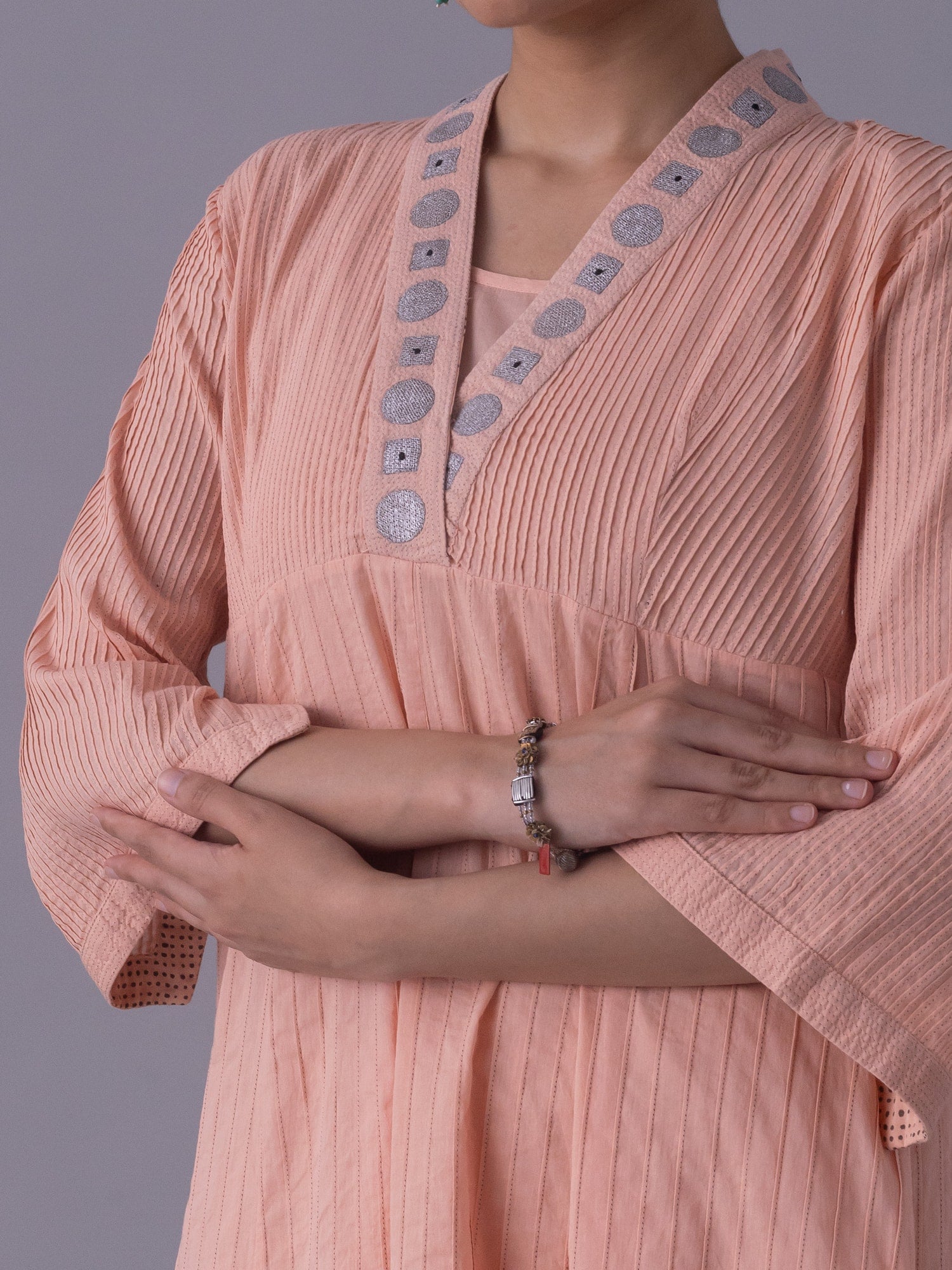 Riwaayat  Nude Kurta
