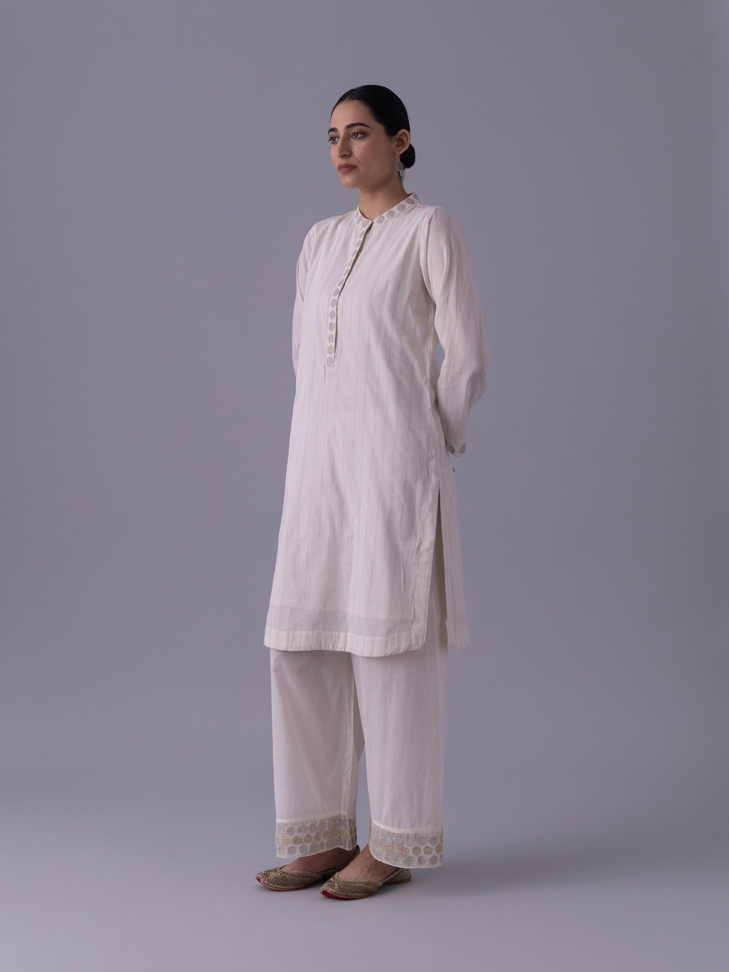 Nirvaan  Natural Kurta
