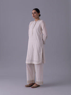 Nirvaan  Natural Kurta