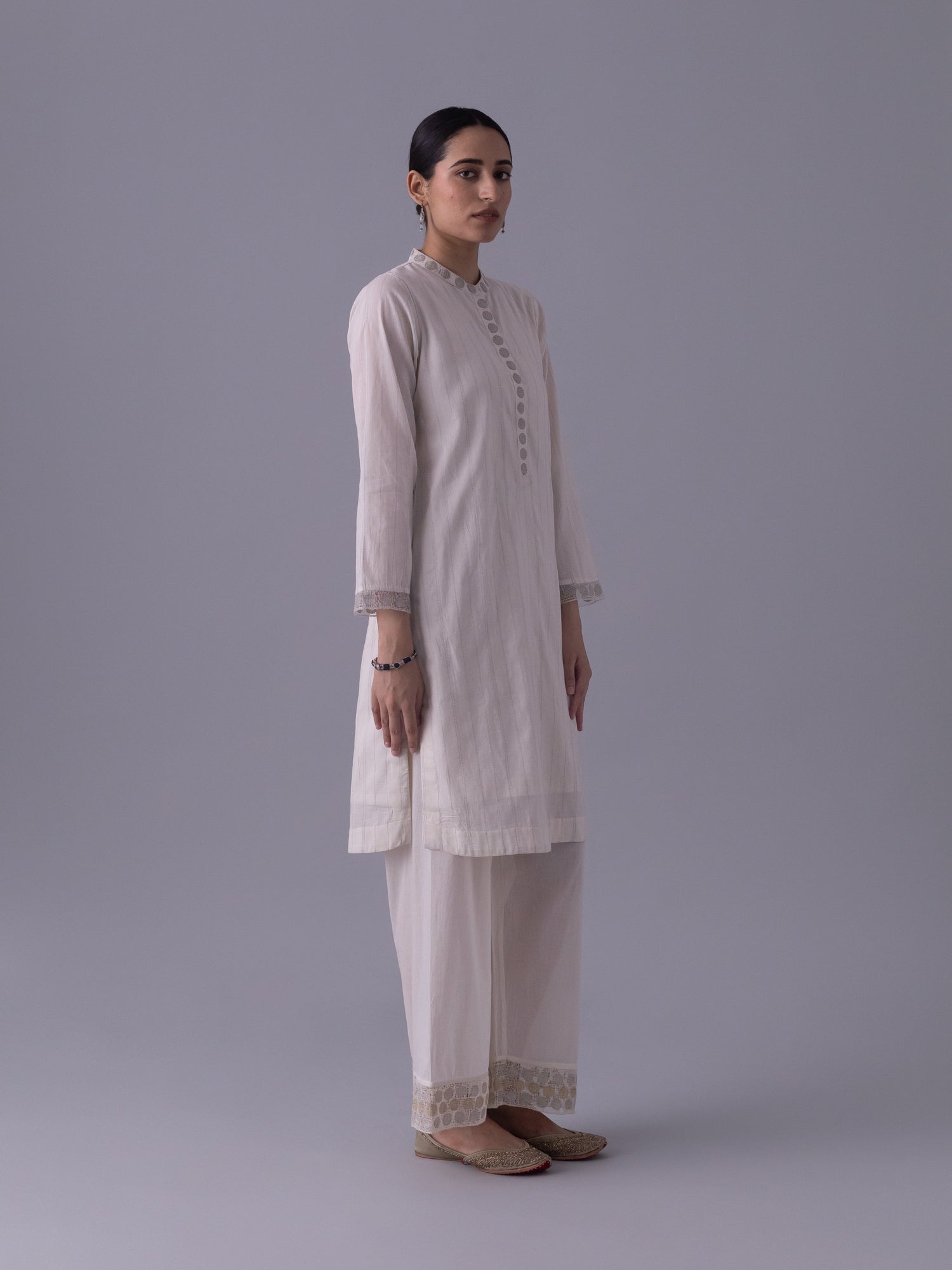 Nirvaan  Natural Kurta