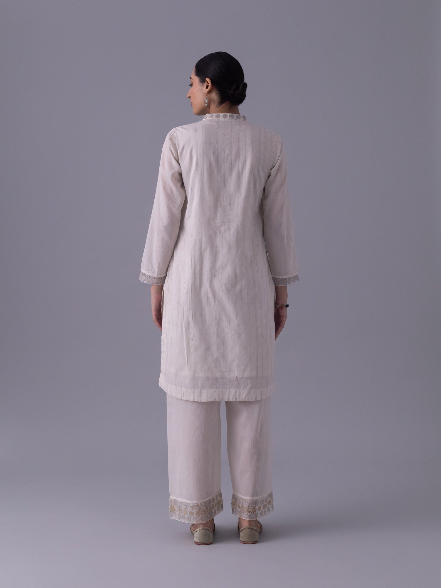 Nirvaan  Natural Kurta