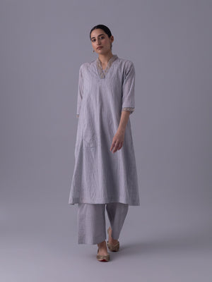 Reha Haze Kurta