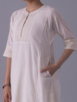 Tarab  Natural Kurta