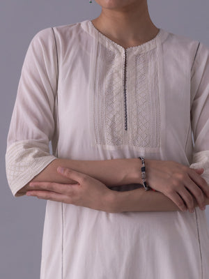 Tarab  Natural Kurta