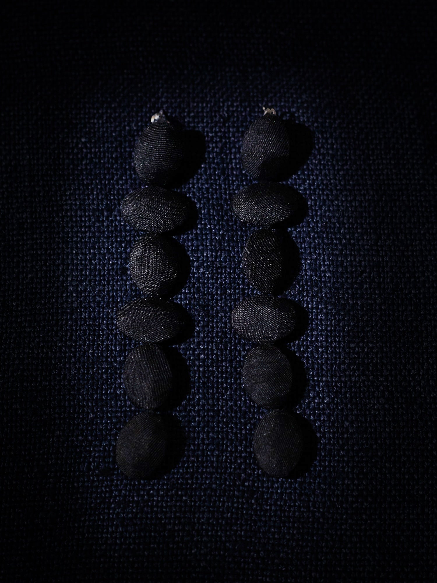 Fujimori Black Earrings