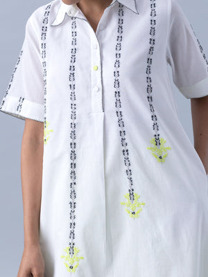 Vasanta Kurta