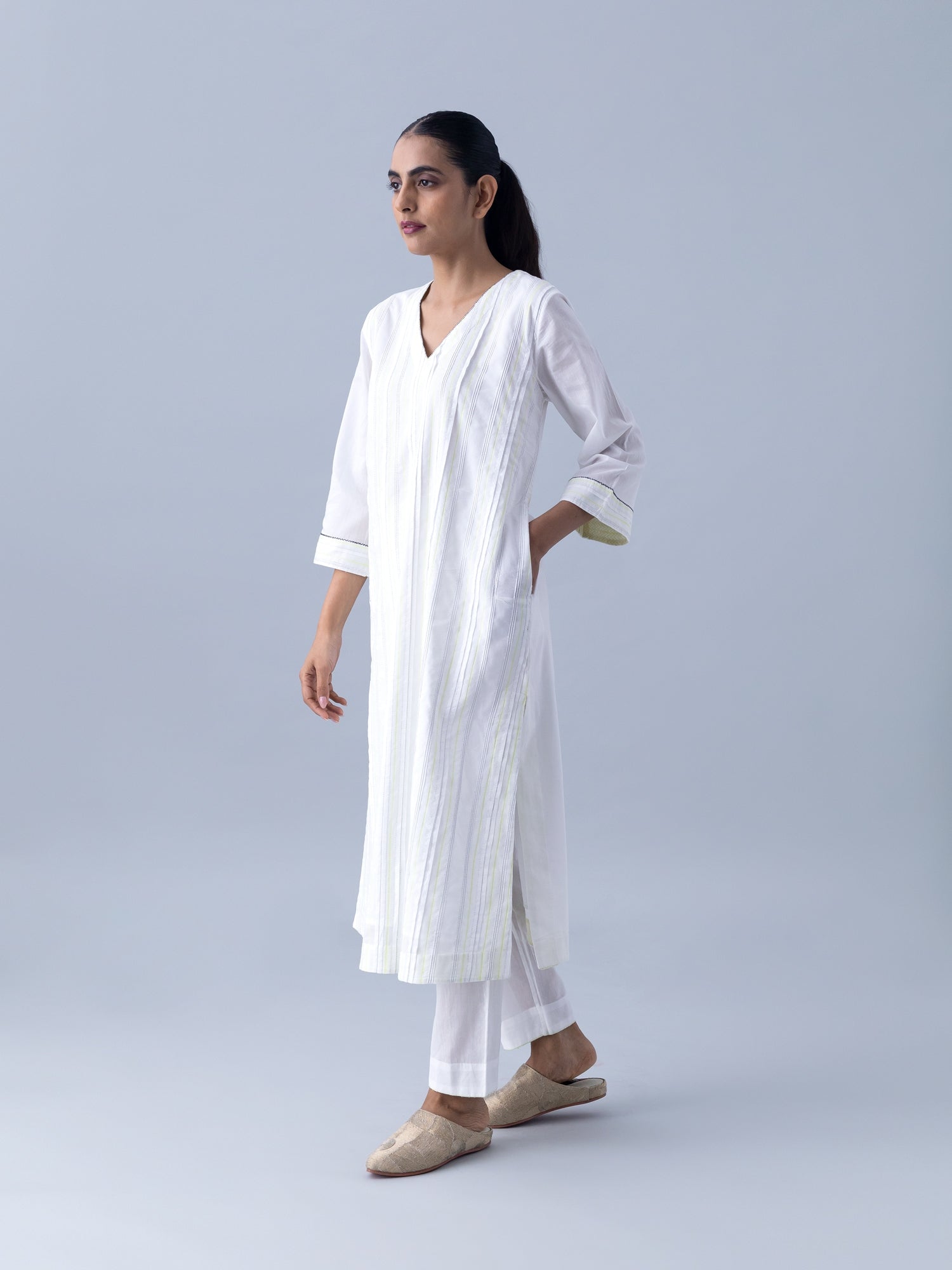 Parvaah Kurta