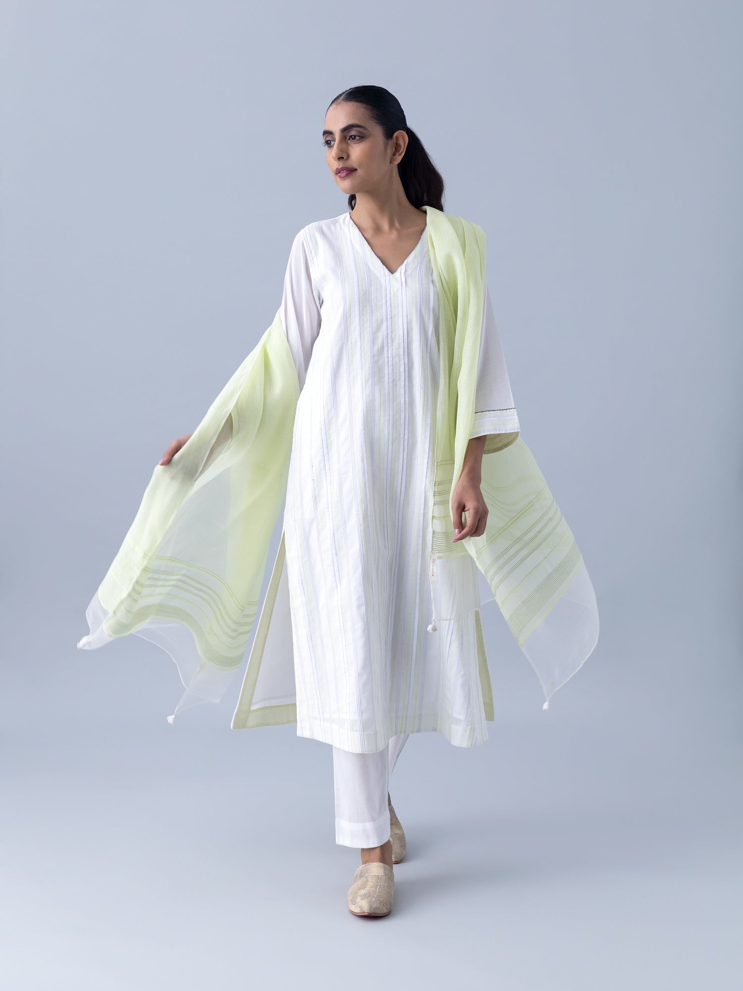 Parvaah Kurta