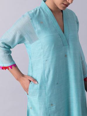 Gulbakshi Blue Kurta