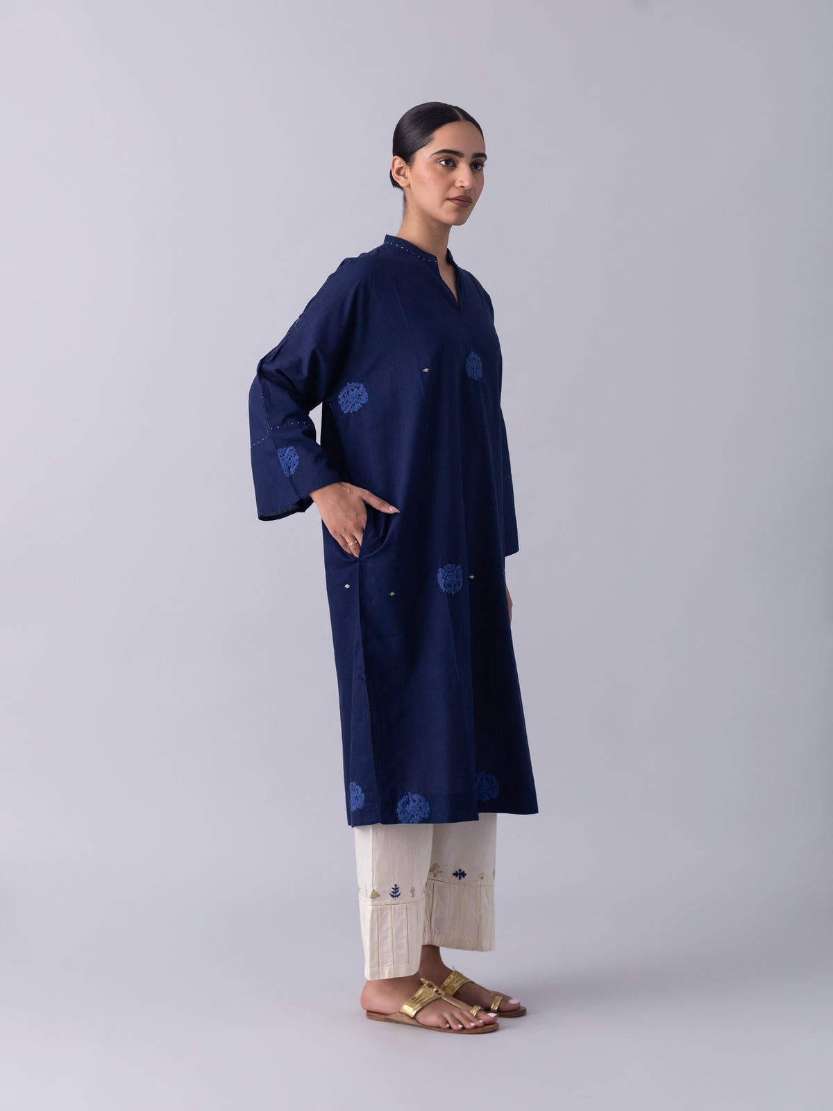 Nyatri Blue Kaftan