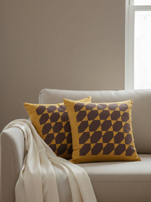 Hanako (set of 2)Brown Cushion Cover