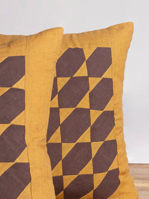 Hanako (set of 2)Brown Cushion Cover