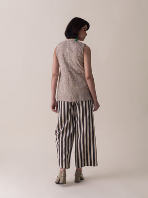 Quinn Black Beige Top