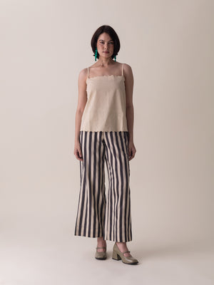 Tulip Beige Slip