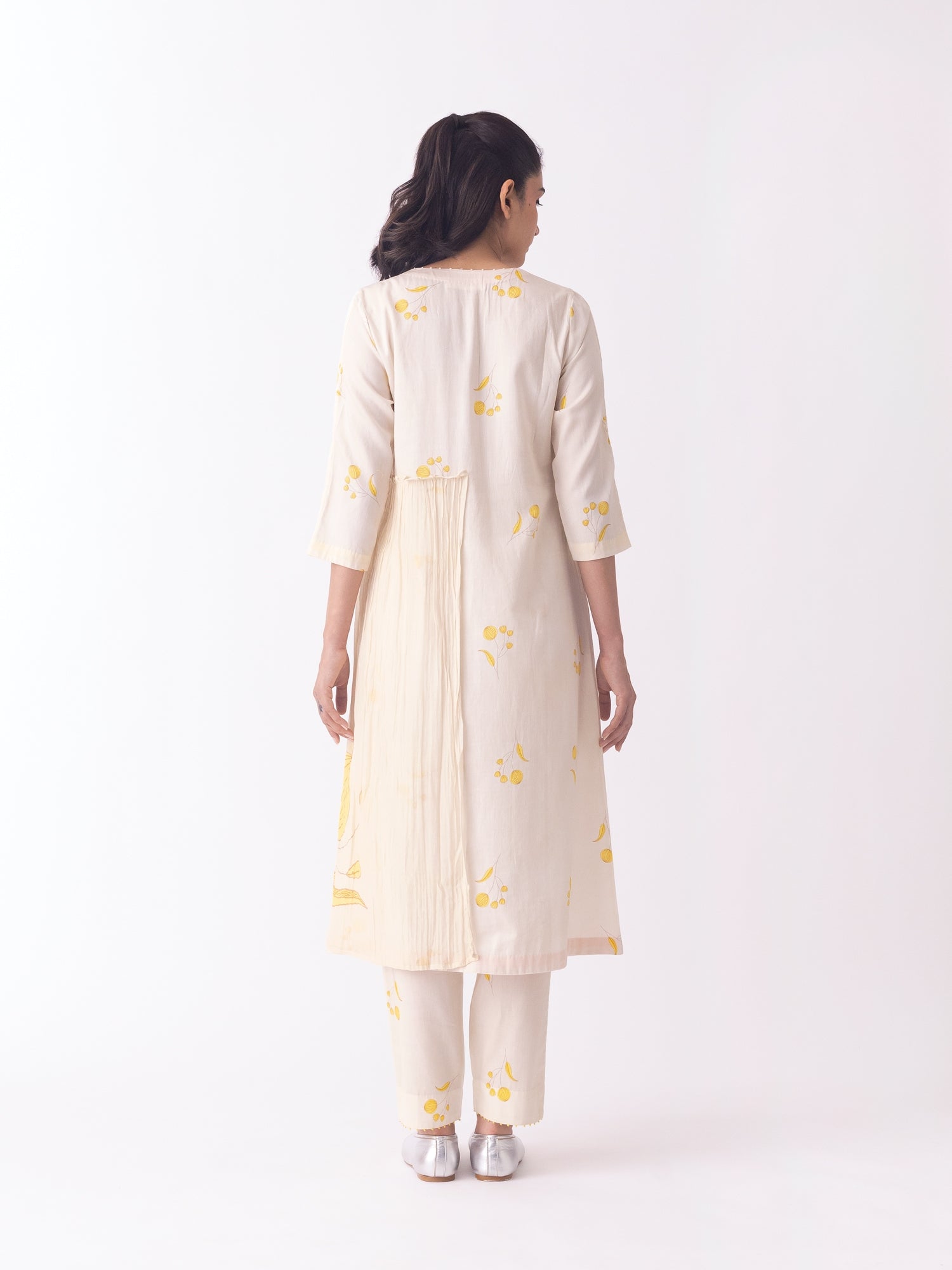 Akina Kurta
