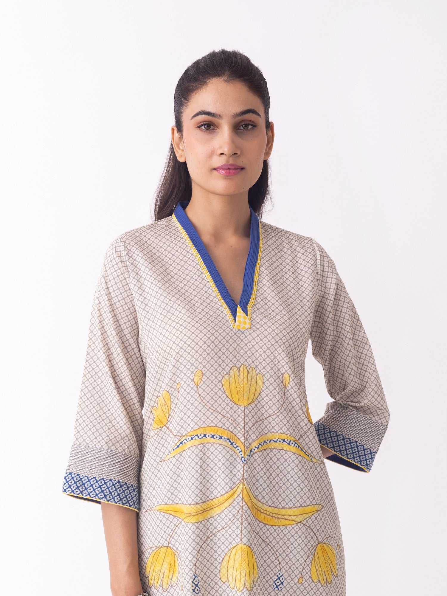 Hikaru Kurta