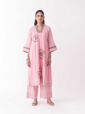 Isamu Kurta