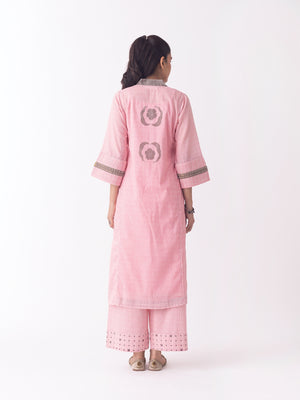 Isamu Kurta