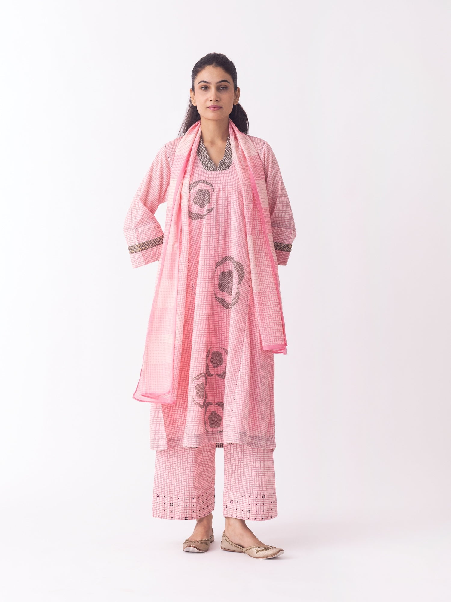 Isamu Kurta