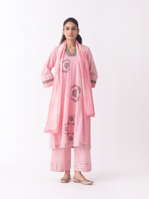 Isamu Kurta