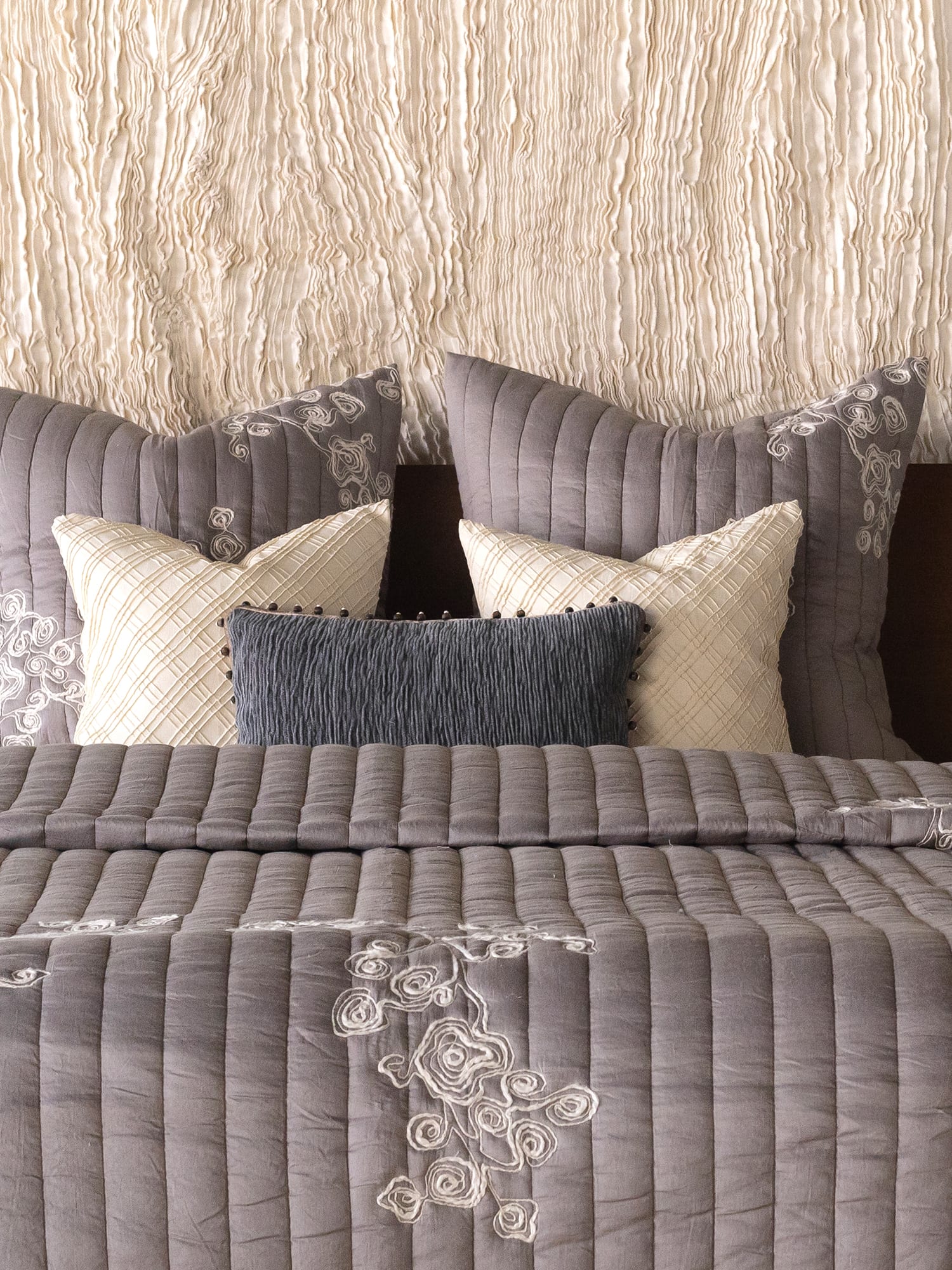 Sakura Set Of 3 Steel Grey Bedding Set