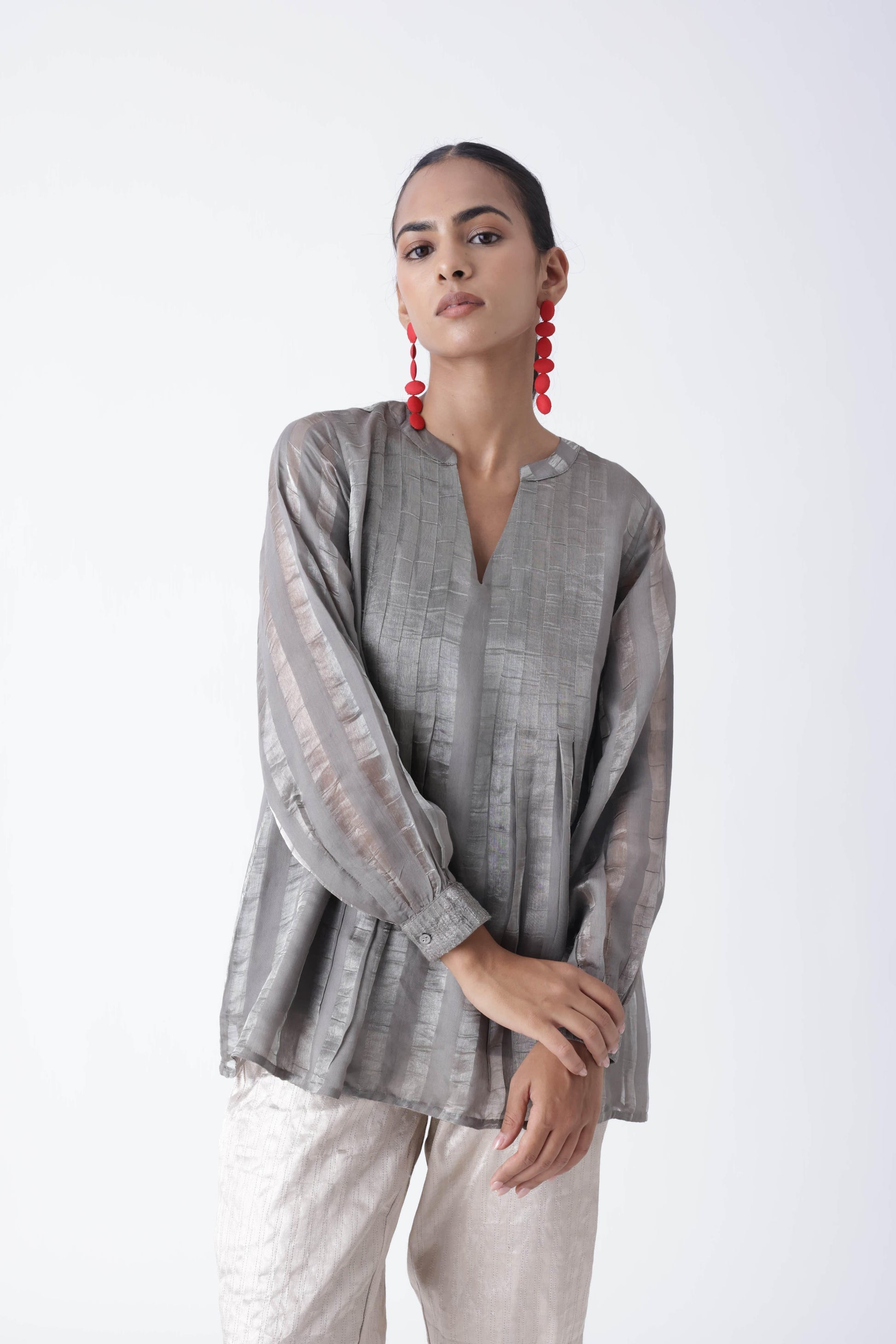 Yamaboushi Grey Top