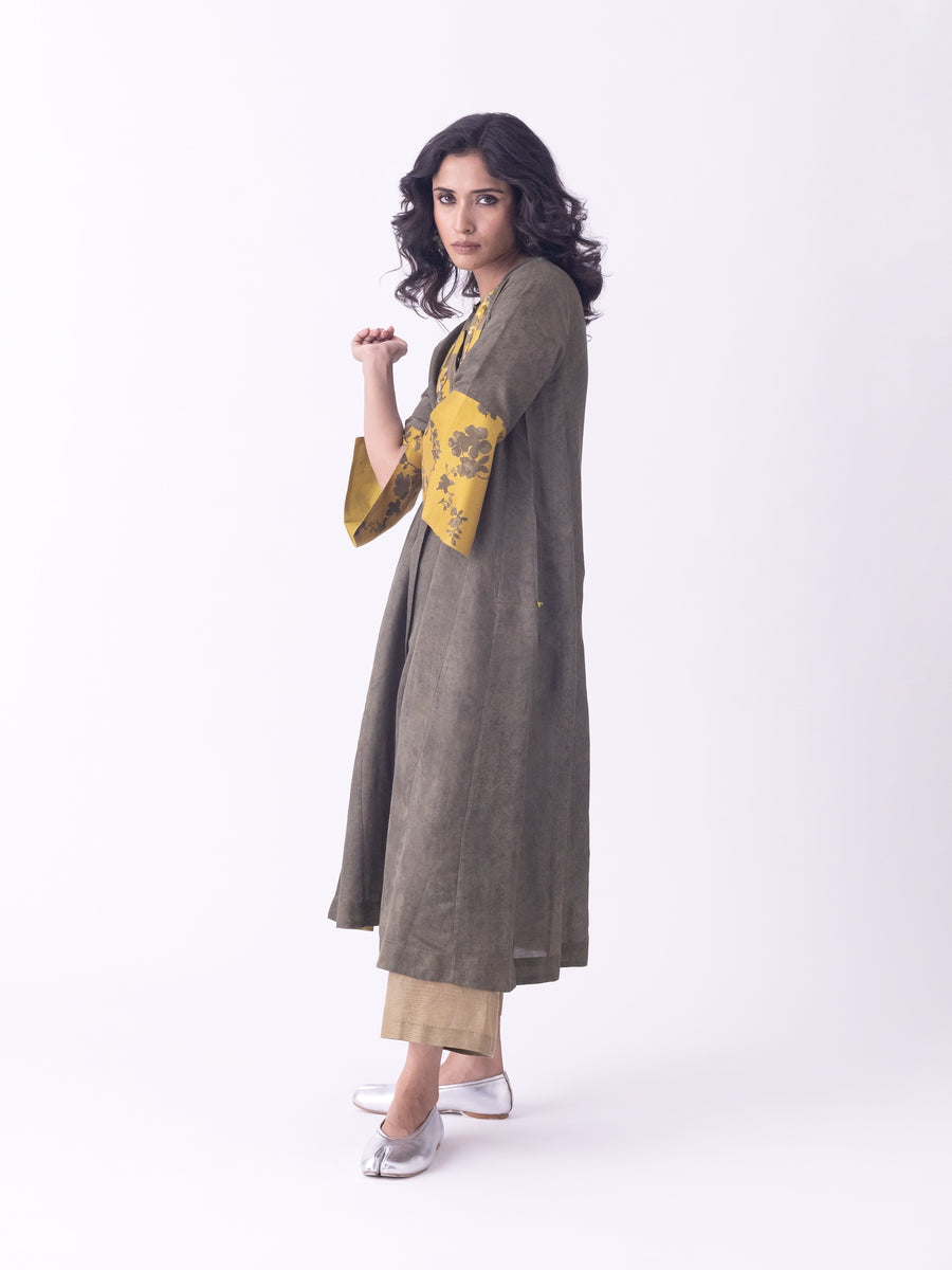 Aari Kurta