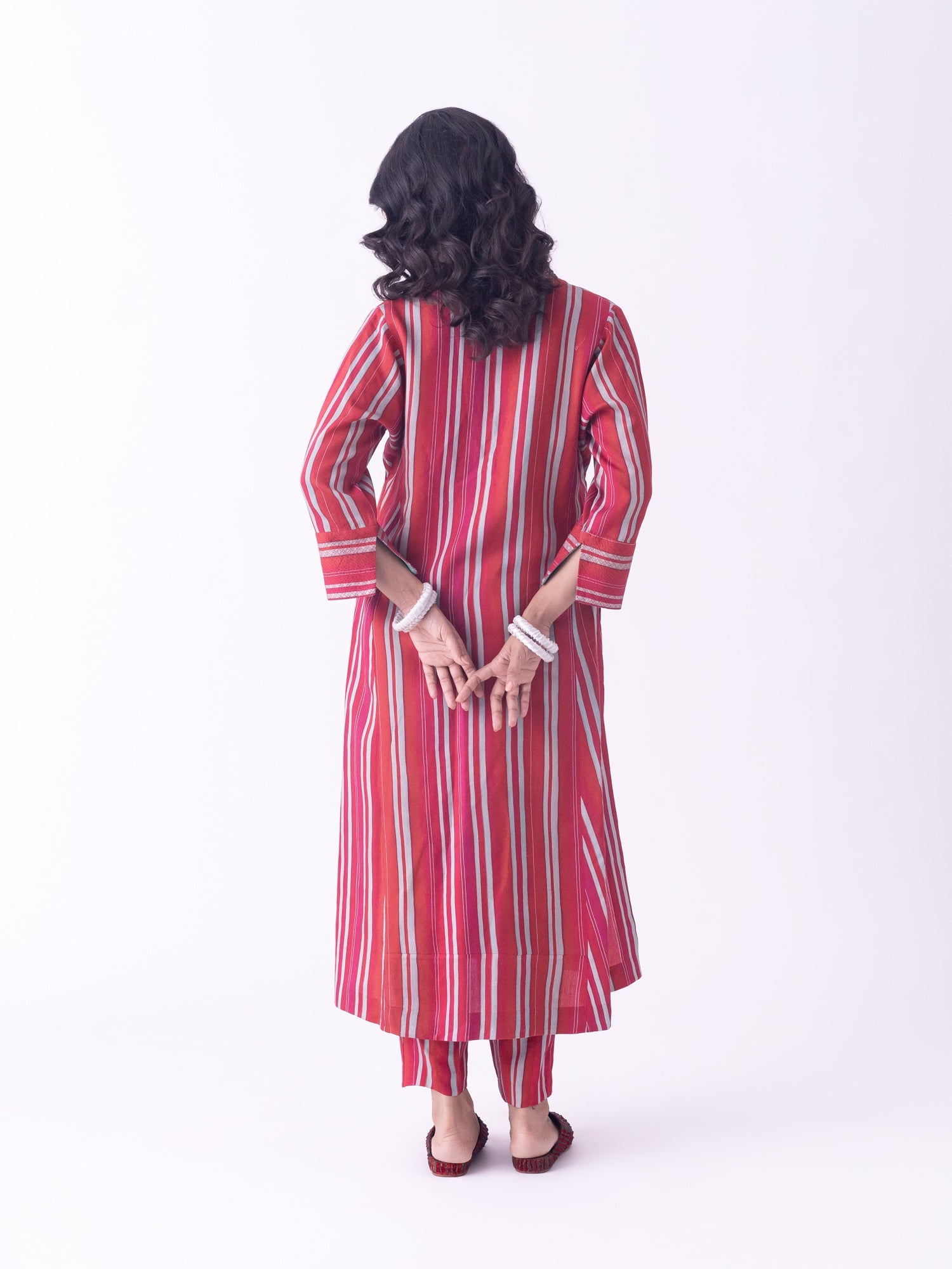 Tantu Kurta