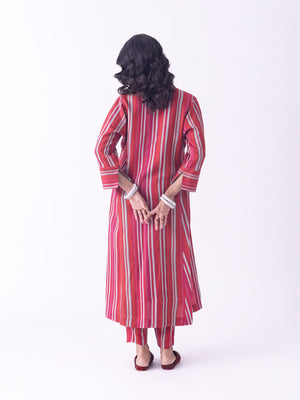 Tantu Kurta