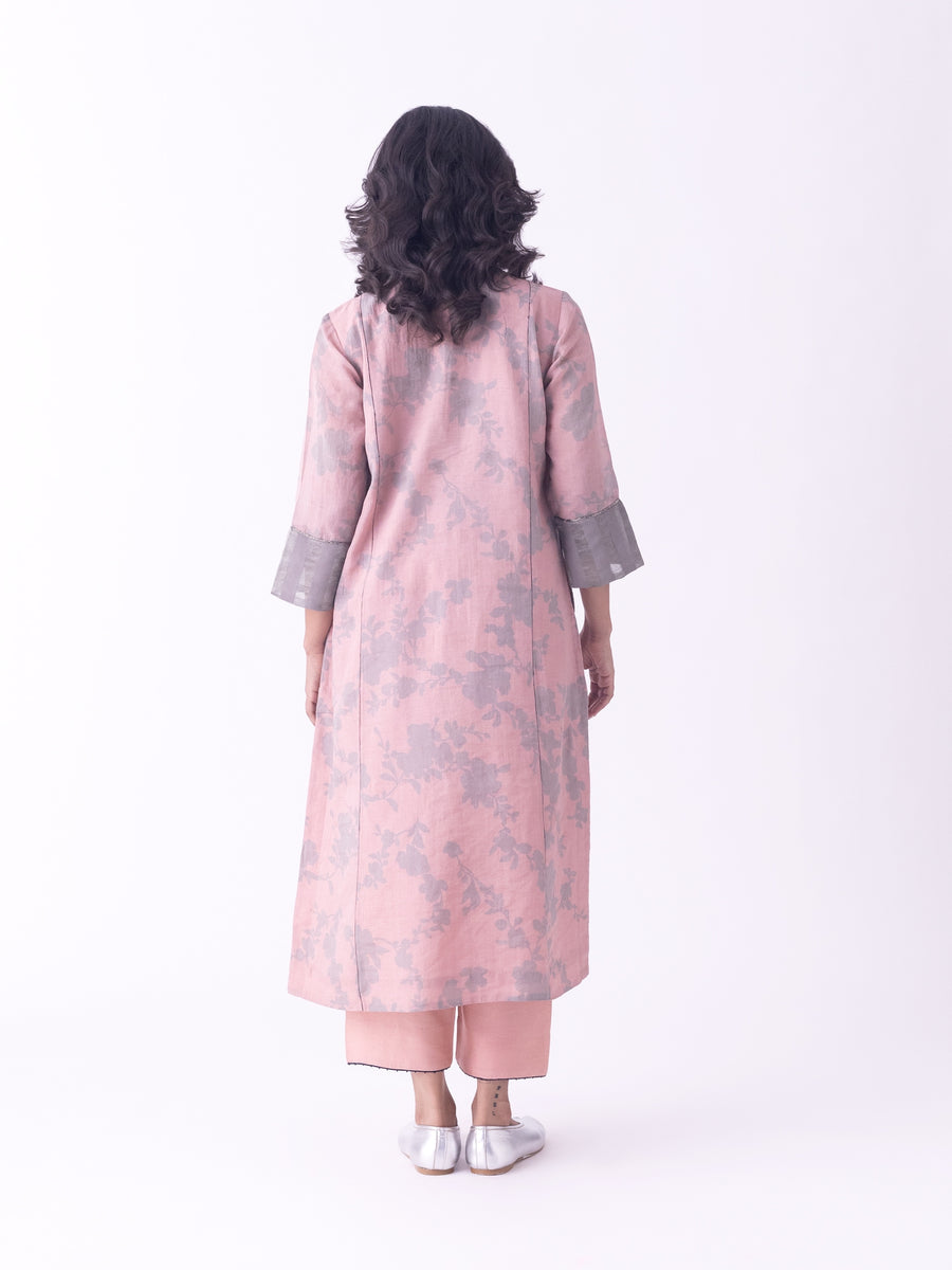 Ishira Kurta