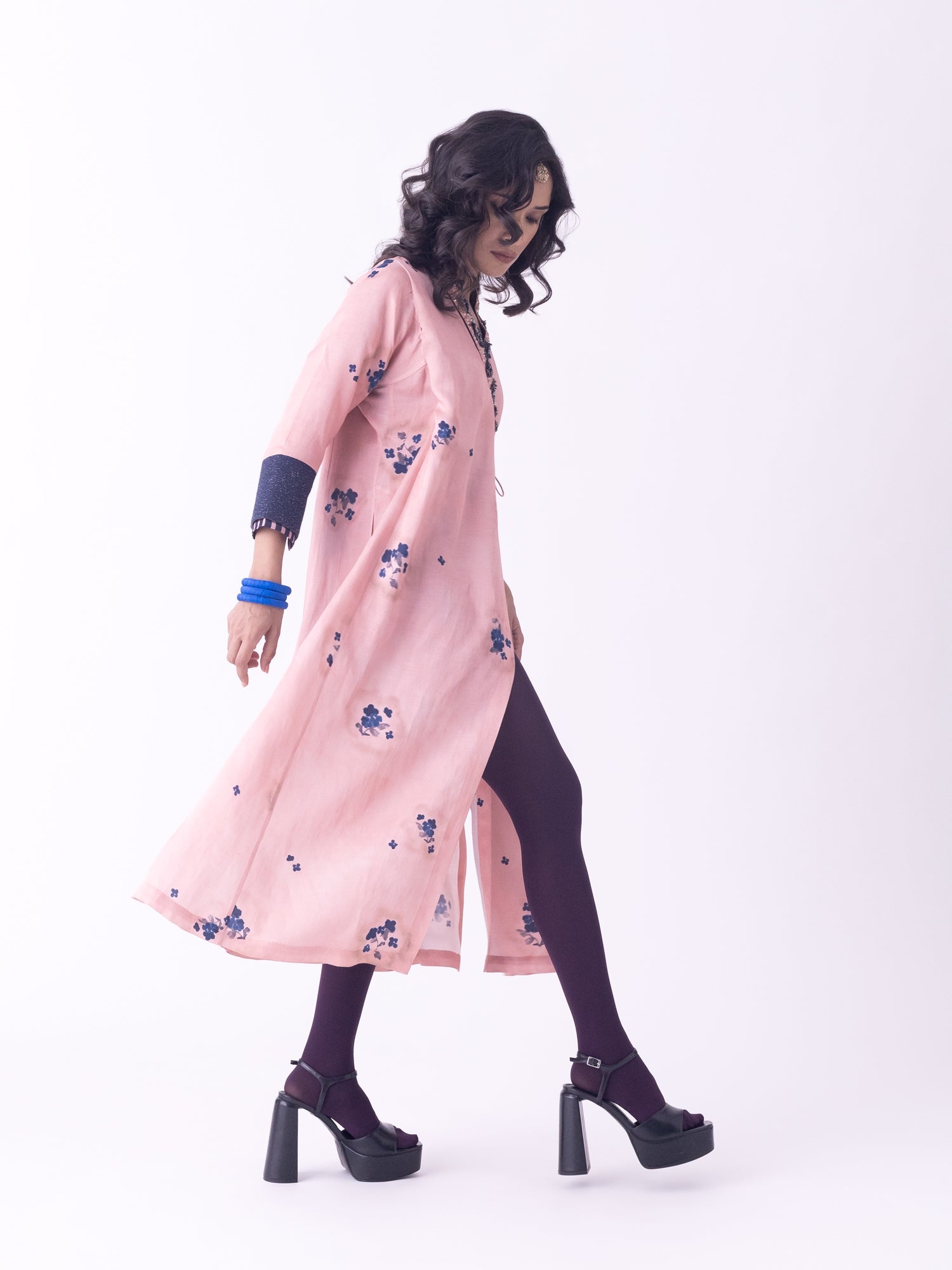 Surabhi Kurta