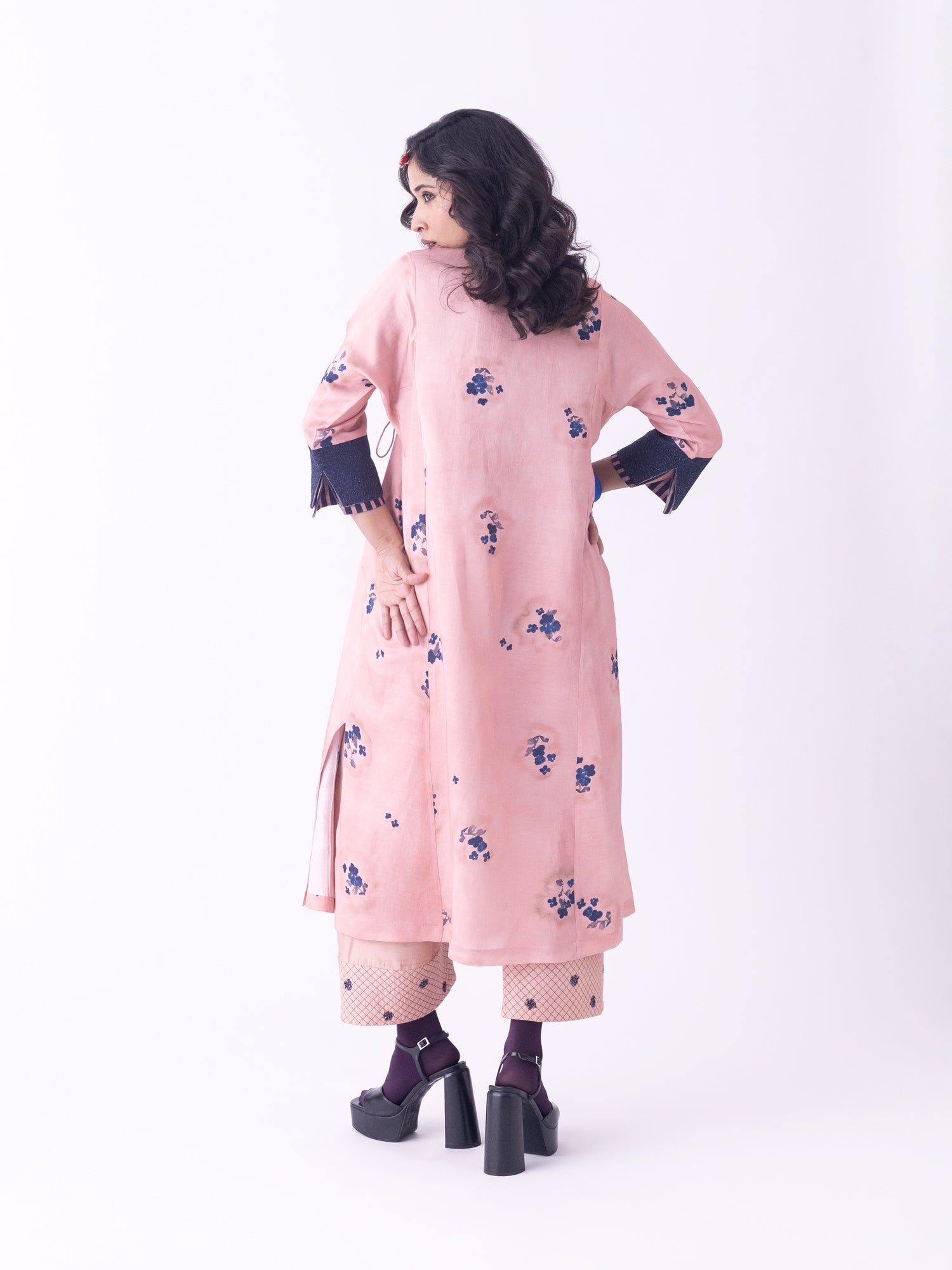 Surabhi Kurta