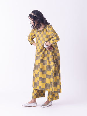 Haldi Kaftan