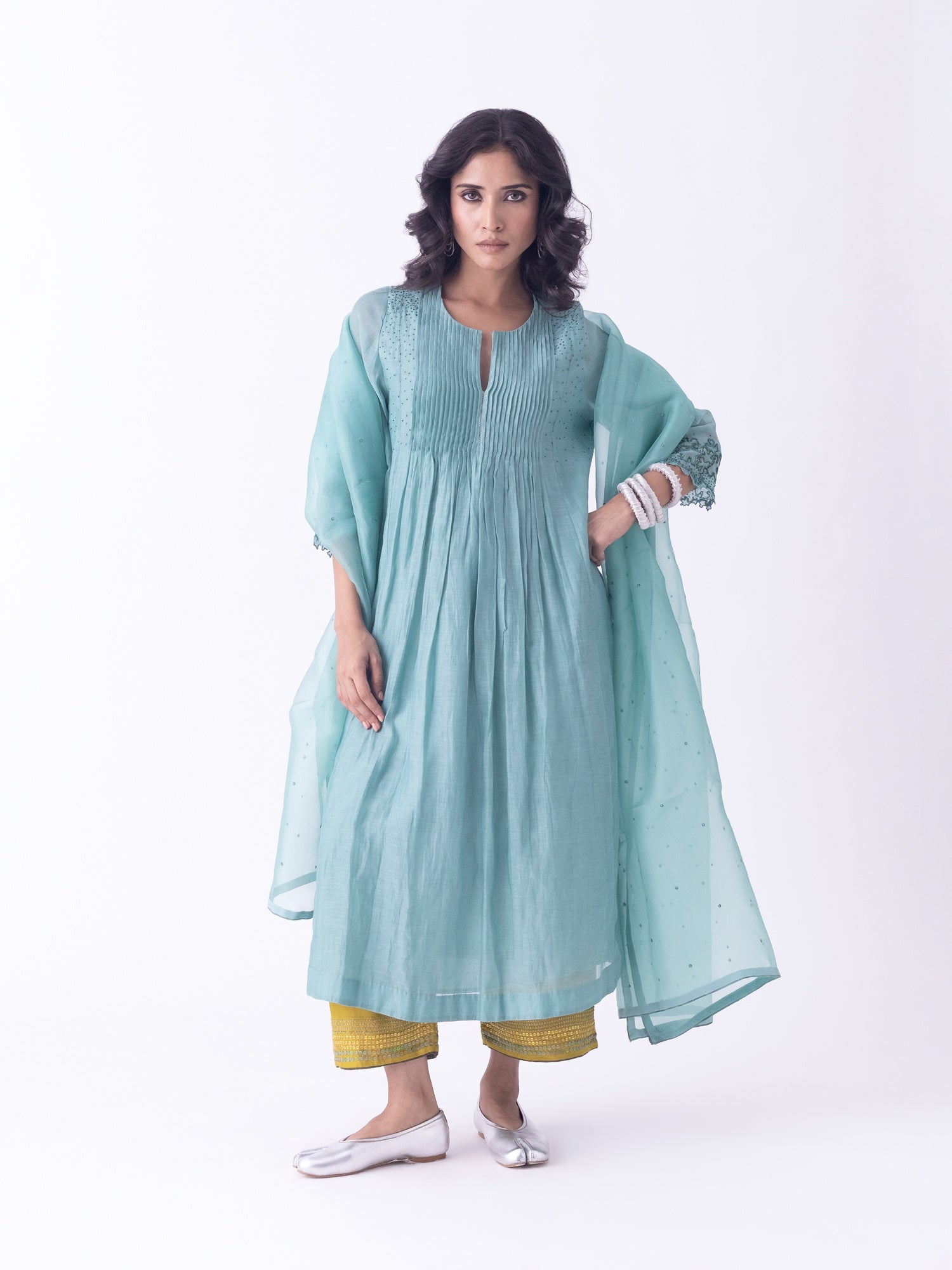 Saira Dupatta