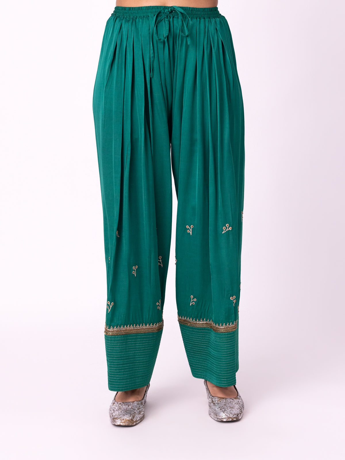 Nazneen Salwar