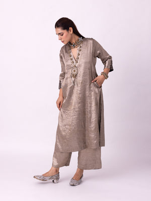 Dureena Kurta