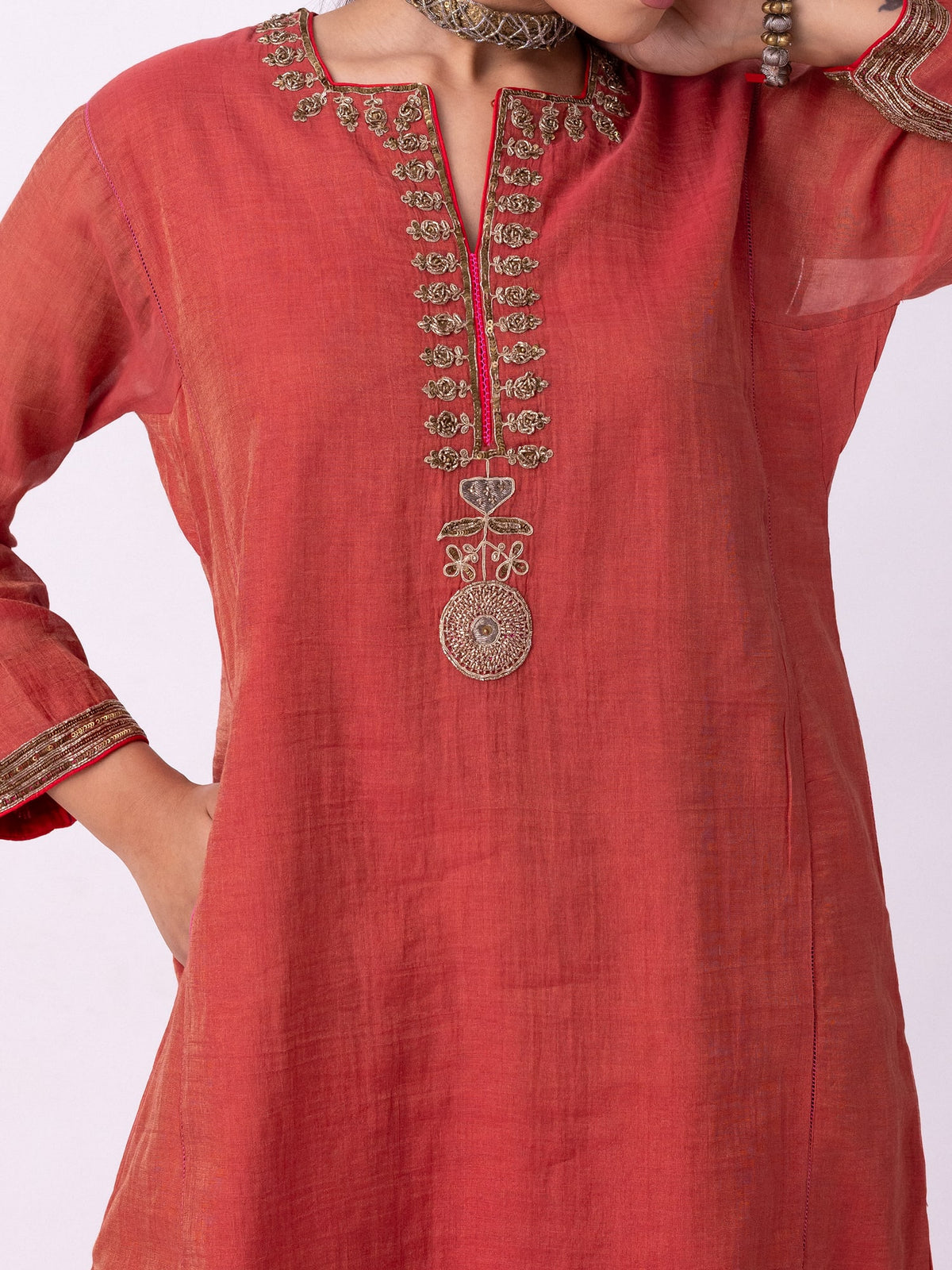 Kaasni Kurta
