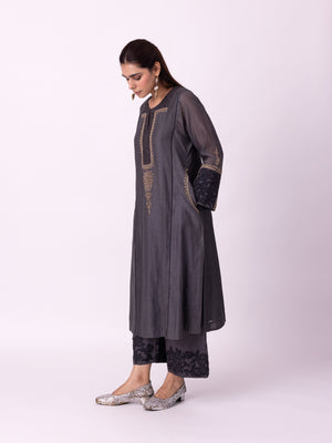 Nefert Kurta