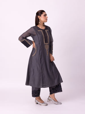 Nefert Kurta