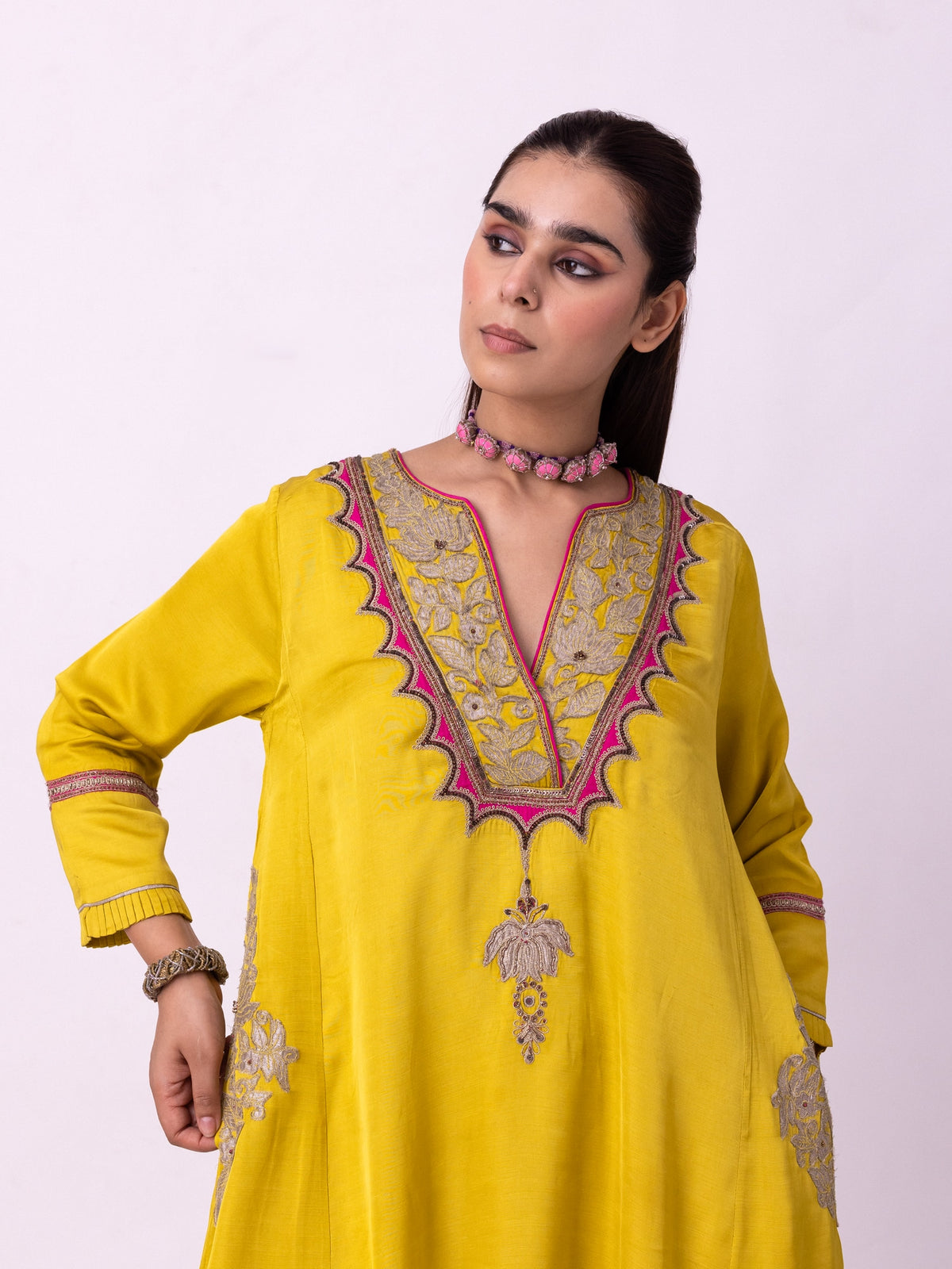 Peshwaz Kurta
